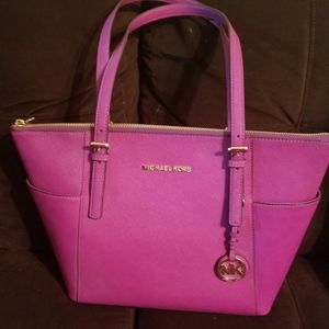 Michael Kors Jet Set tote
